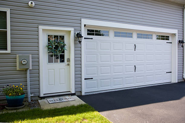 24/7 Emergency Garage Door Roller Replacement experts in Rockingham, NC